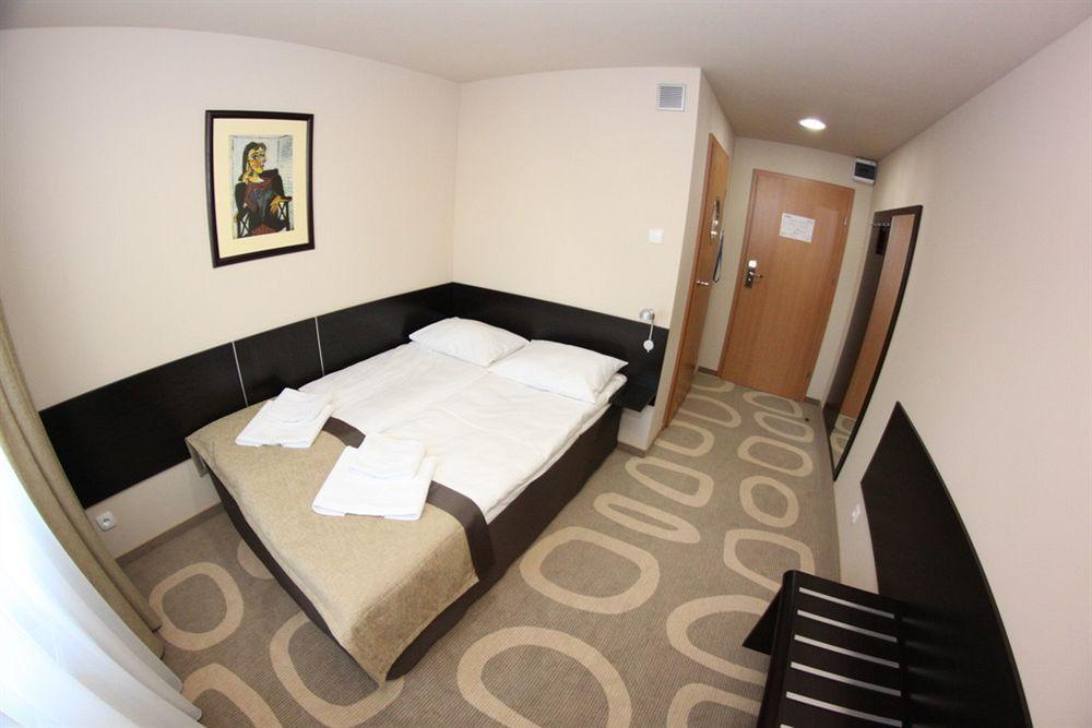Hotel Picaro Stok Łagów المظهر الخارجي الصورة